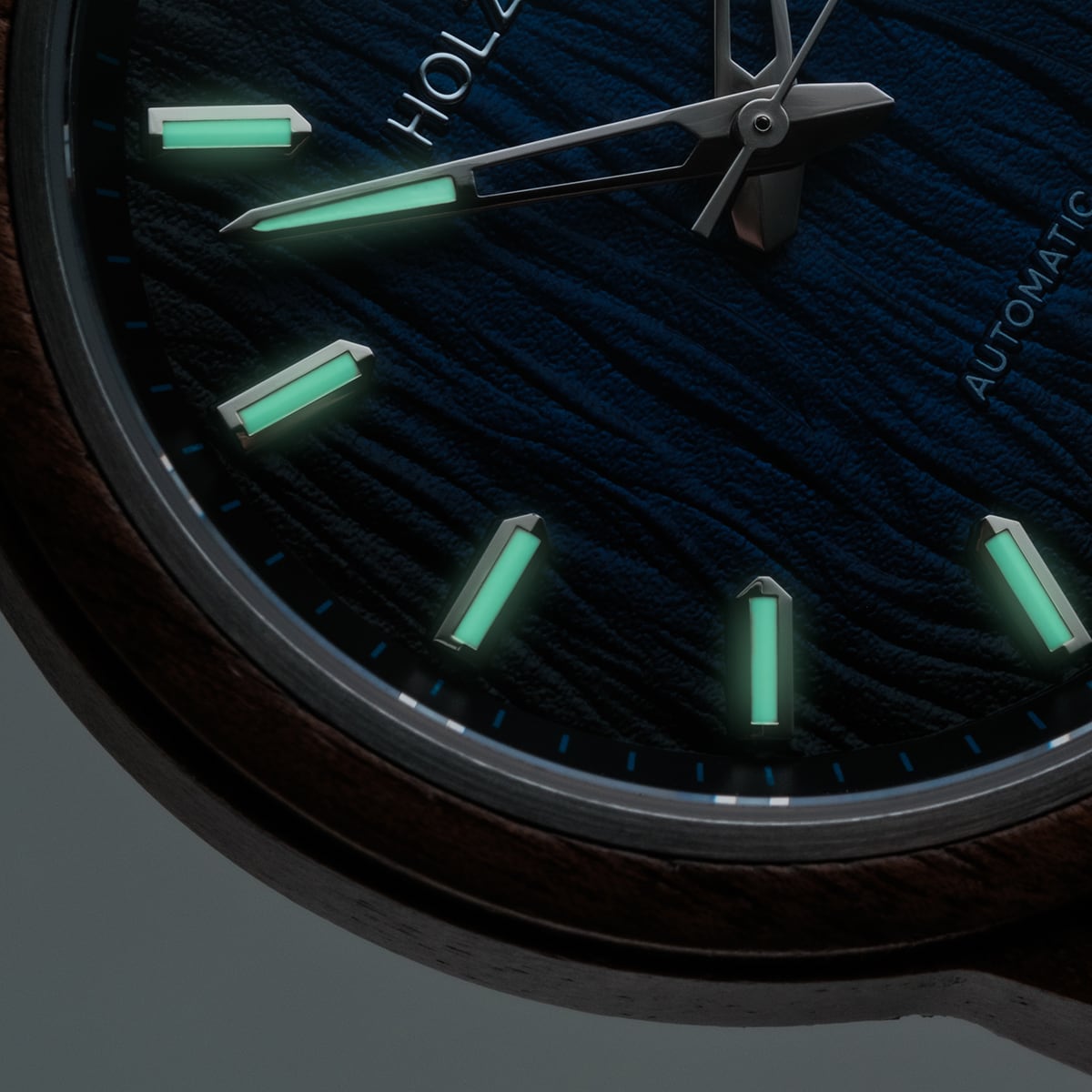 Nightbird (Walnut/Blue)