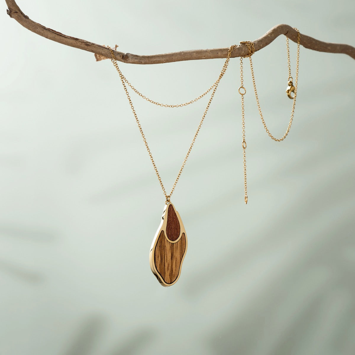 Sequoia Necklace (Zebrawood/Gold)