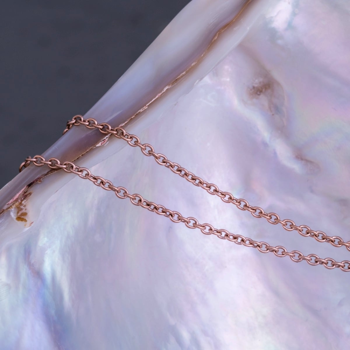 Campania Necklace (Mother-of-pearl/Rose Gold)