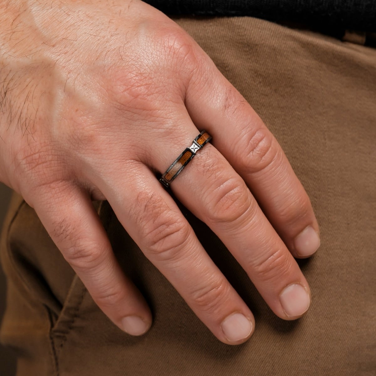 Campania Ring (Koa/Dark Gray)