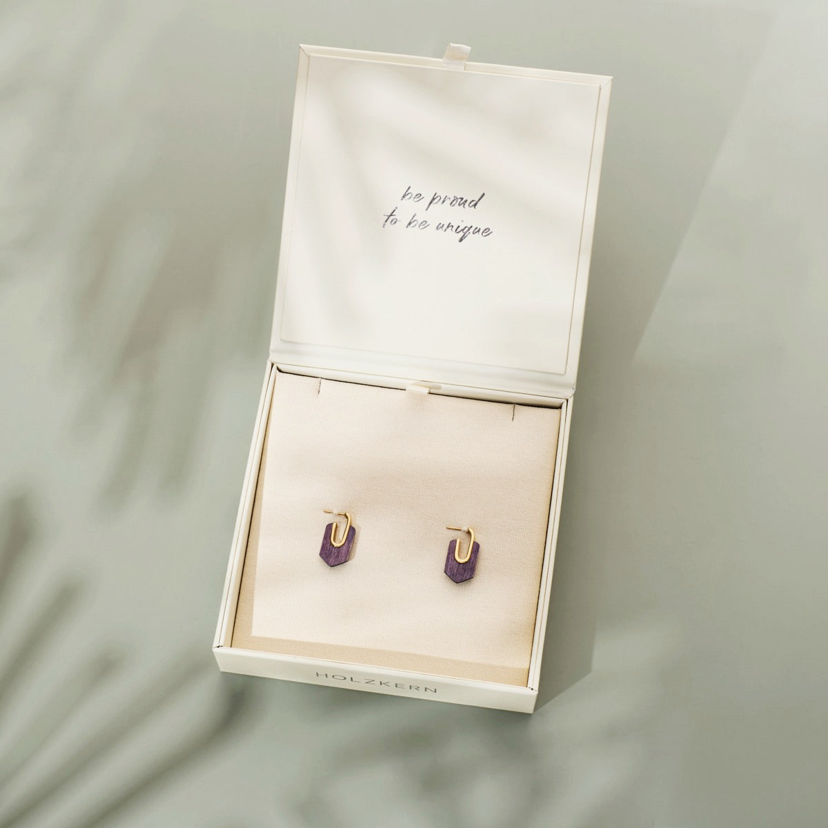 Sequoia Earrings (Amaranth/Gold)