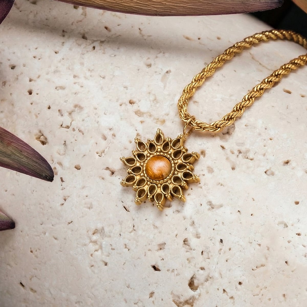 Suncatcher Necklace (Olive/Gold)