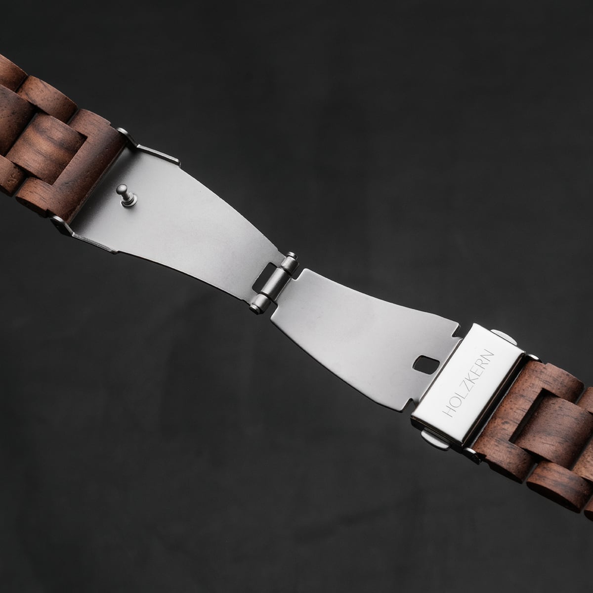 Nightbird (Walnut/Blue)