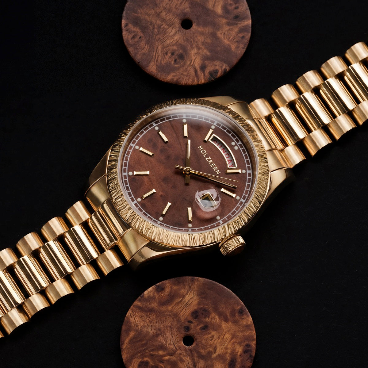 Transmontana (Burr Walnut/Gold)
