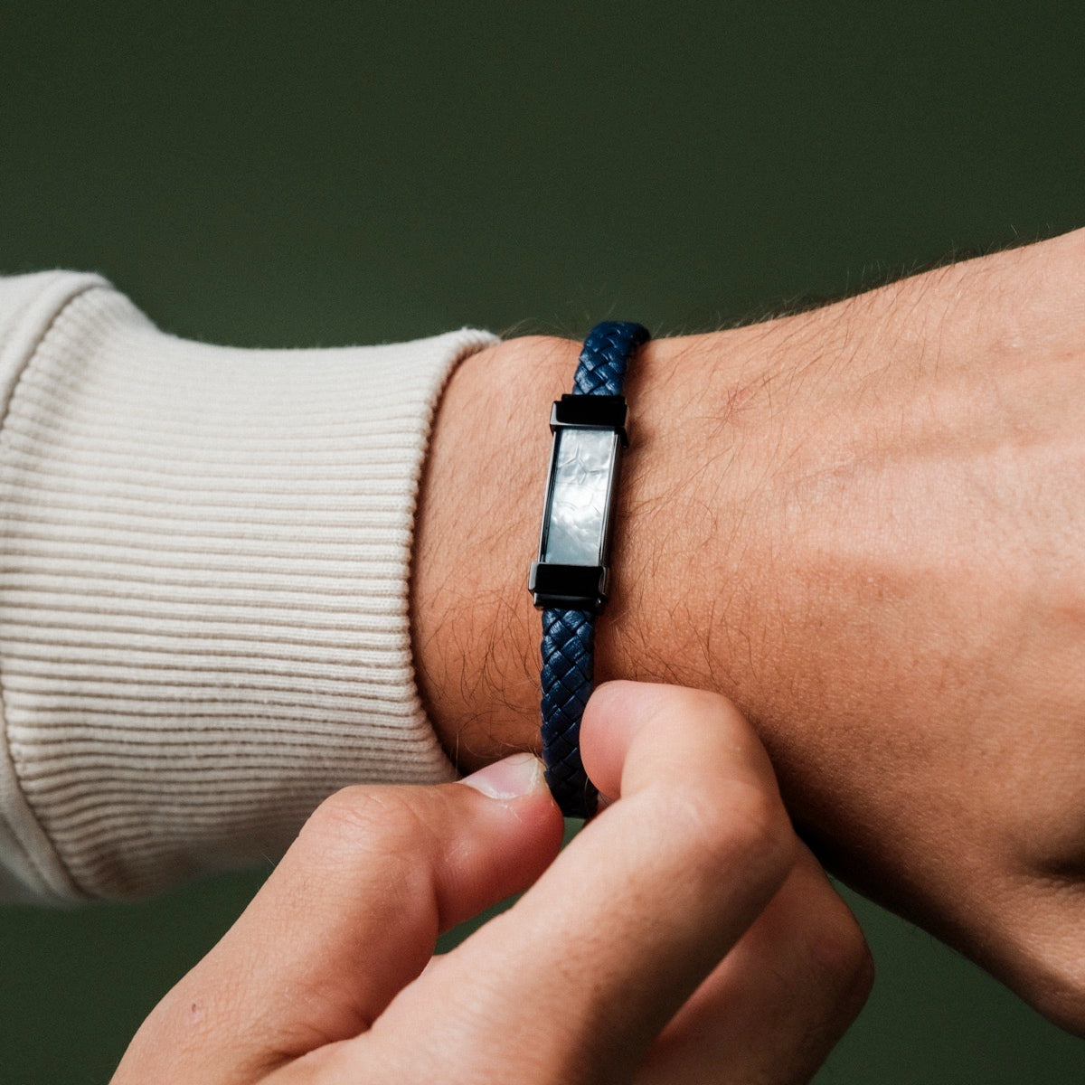 Wildrider Armband (Perlmutt/Blau)