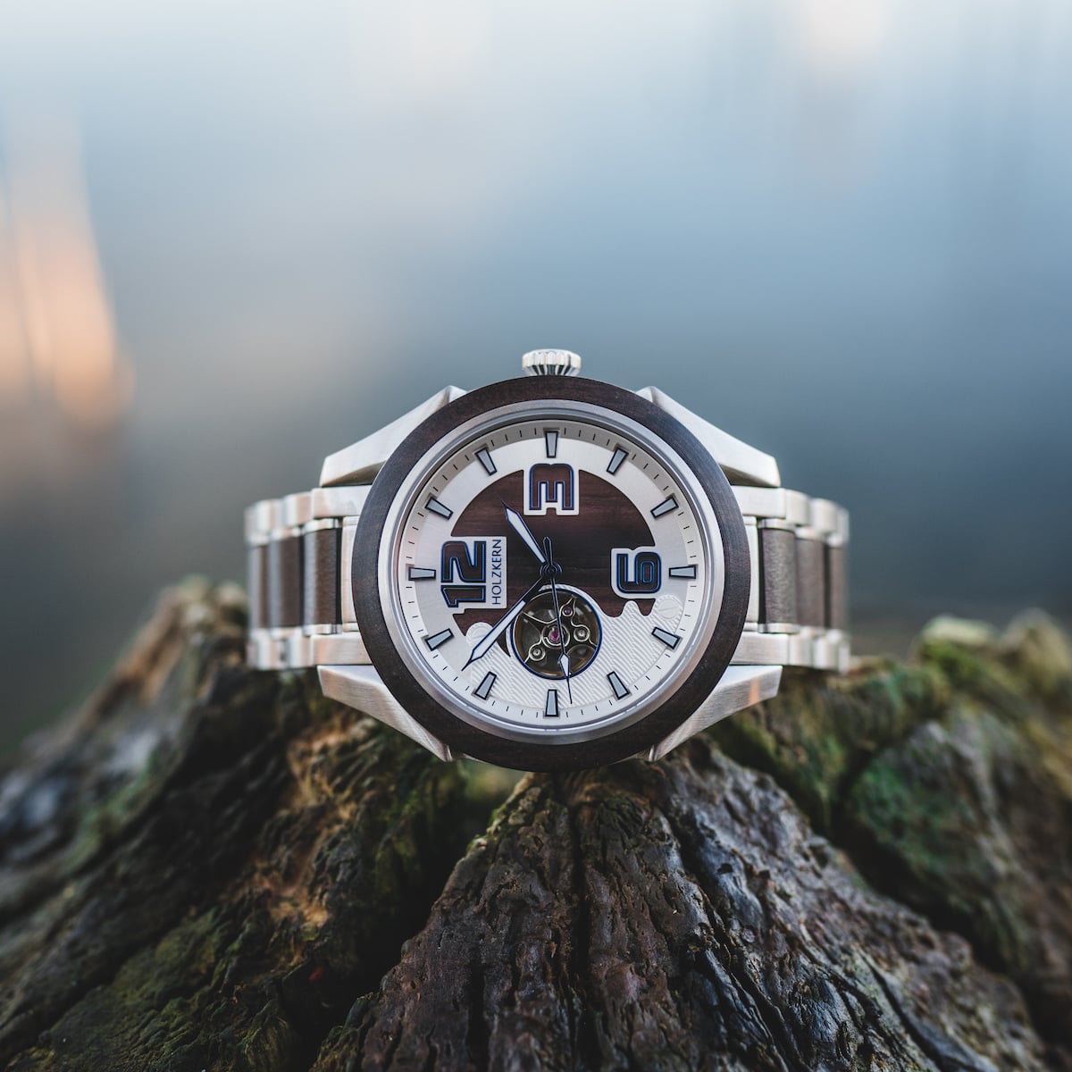 "Will" watch, featuring a sleek Leadwood design with a sophisticated metal accent.